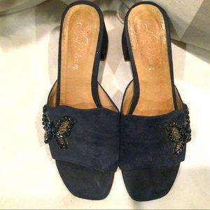 ABEL Woman Savannah Heel in Navy with Butterfly bead design.